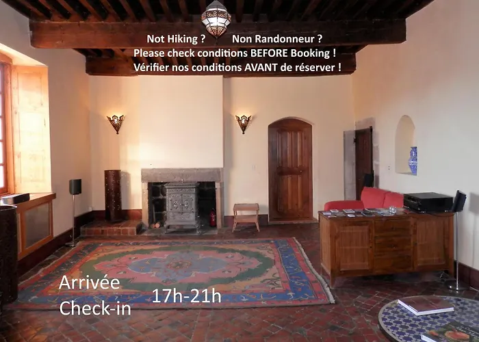Chambres d'hôtes La Prévôté - Ancien couvent contre la Cathédrale